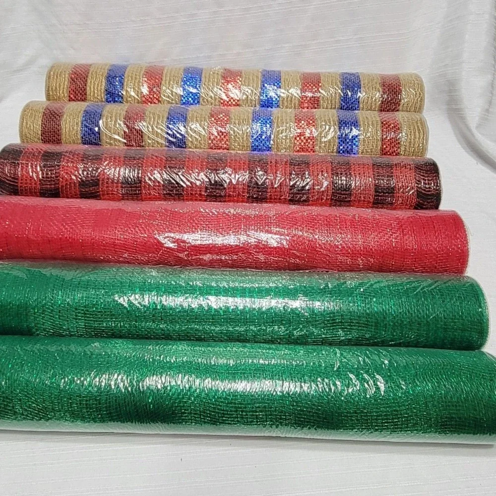 Wreath Craft Mesh NEW  6 Rolls  21in x 30ft Red Green Buffalo Plaid Patriotic